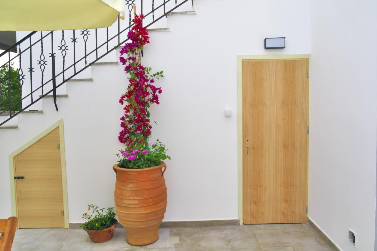 Giovana'S Pool House Aegina Экстерьер фото